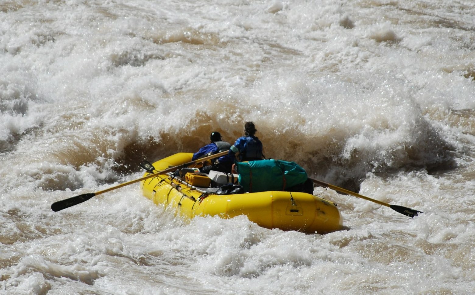 Rafting e canoa: principali differenze