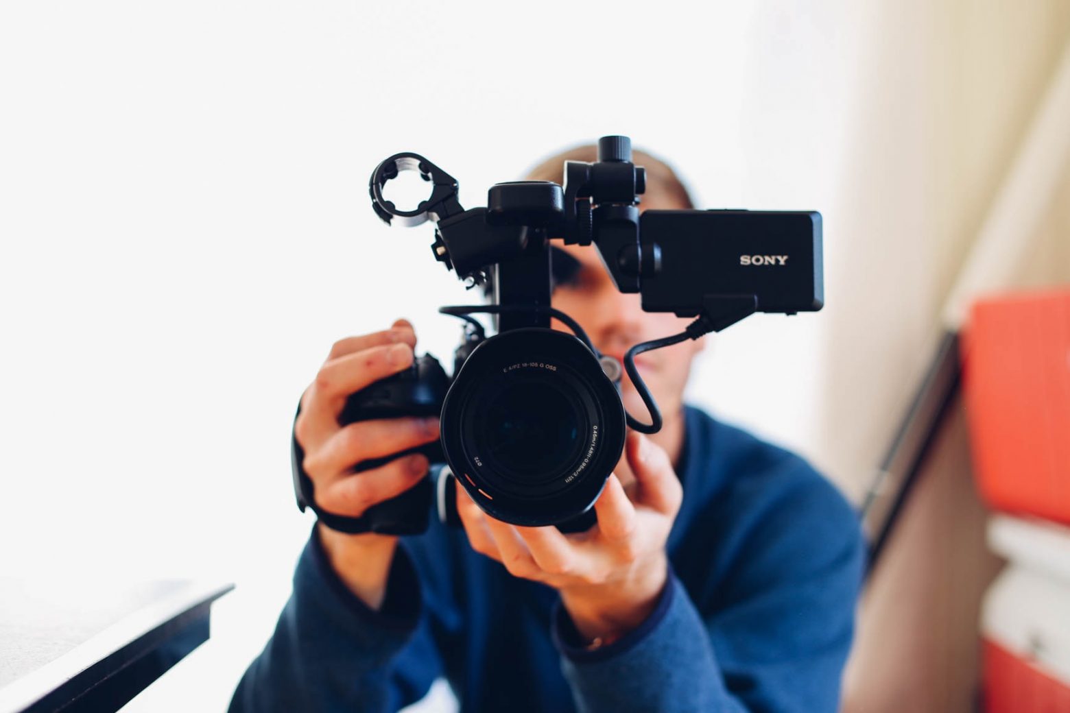 Produzione video: perché affidarsi a un’agenzia professionale